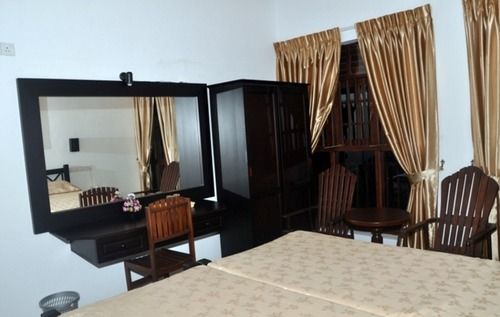 Scandinavia Hotel Hikkaduwa Ngoại thất bức ảnh